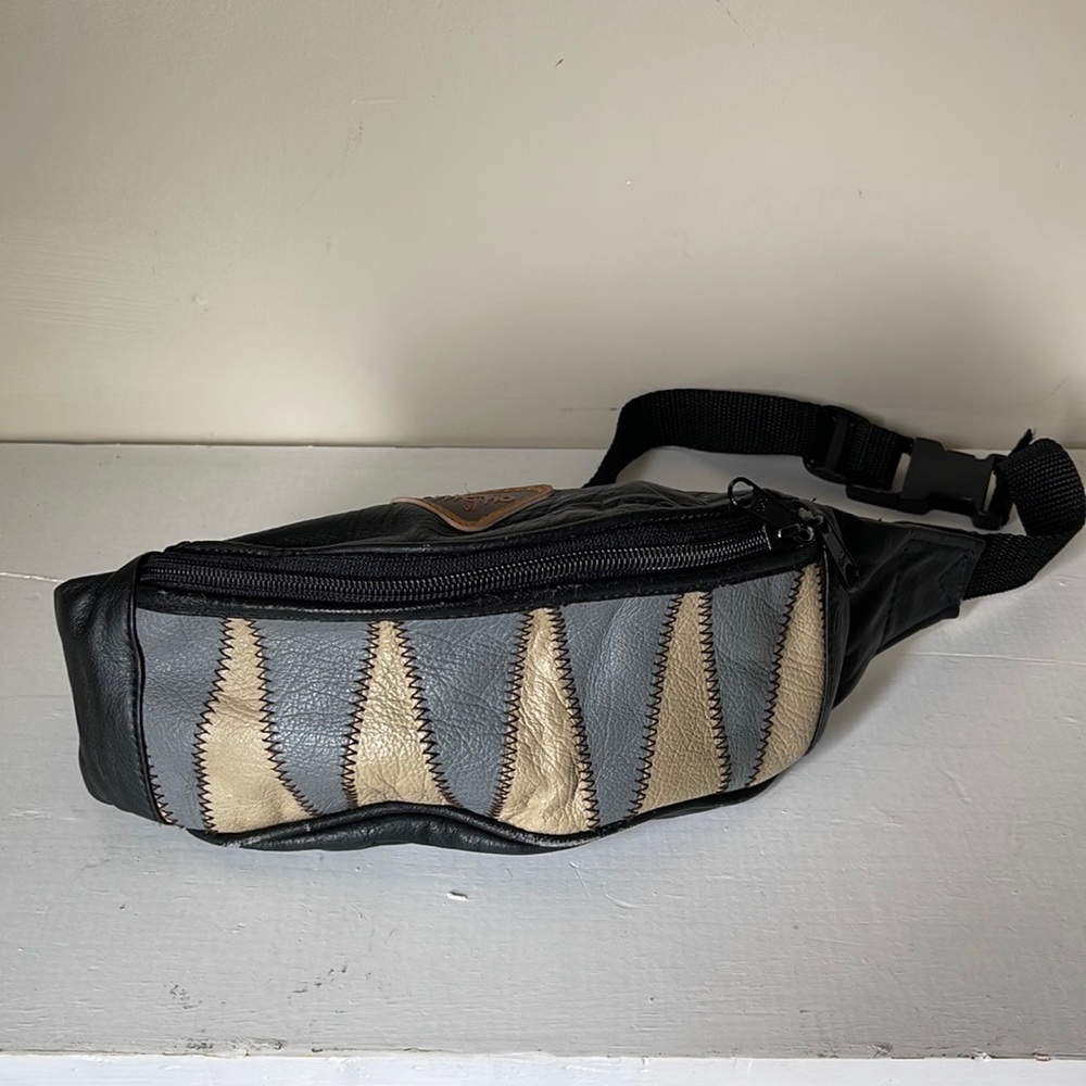 Small leather fanny pack, Crossbody
